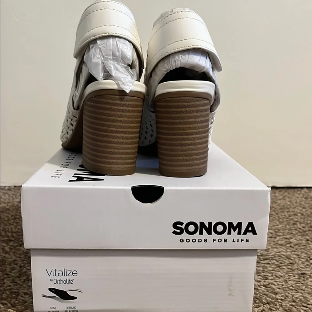 Sonoma White Peep-Toe Sandals - Picture 6 of 13
